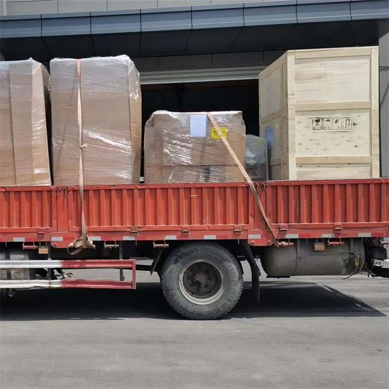 八所镇七叉镇物流：多元运输服务探索