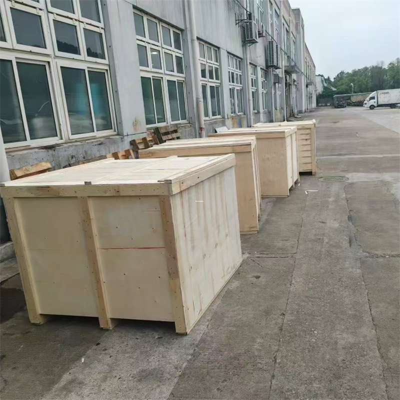 八所镇尼勒克县：物流专线的高效货运之旅