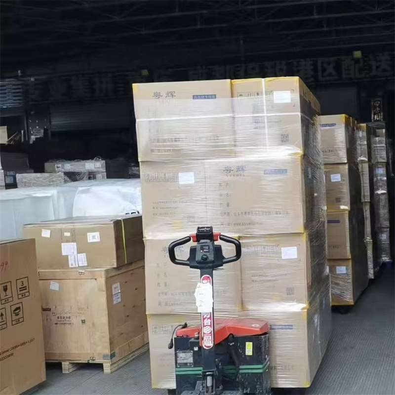 八所镇探索贵南县进仓物流的多元运输奥秘