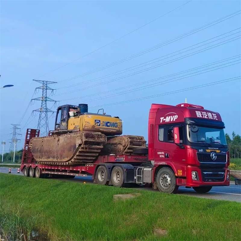 八所镇探索城西区进仓物流：多元化专线直达运输奥秘