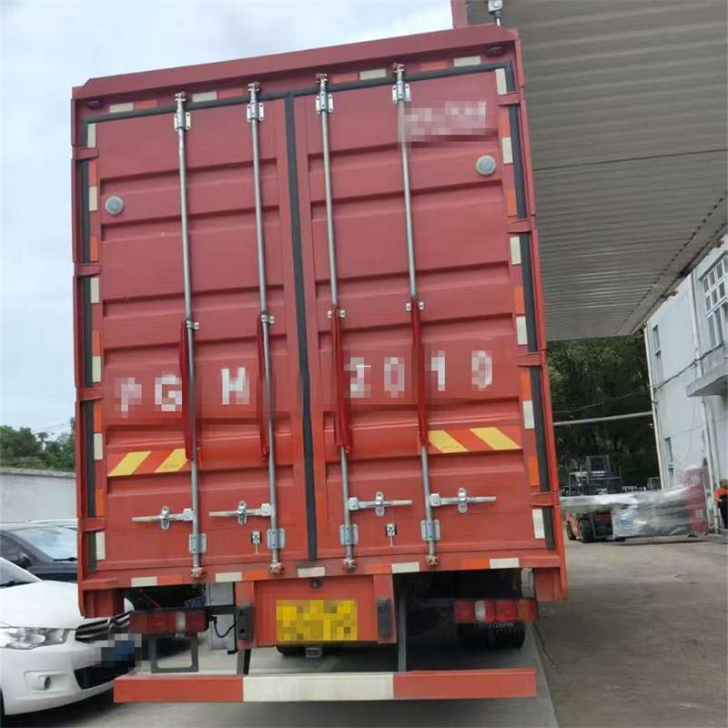 八所镇探寻平塘县进仓物流的专线运输奥秘